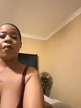 Hot-Haney77 – webcam model profile photo Image 17