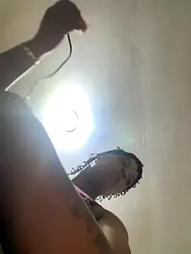 Hot-Haney77 – webcam model profile photo Image 18