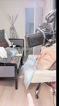 loving_ladies – webcam model profile photo Image 4