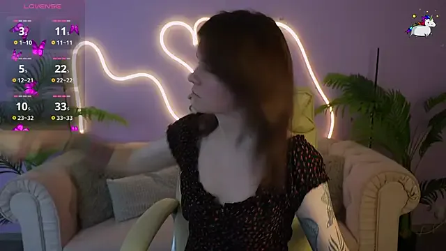 zeldaes – webcam model profile photo Image 4