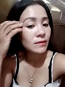 bisexualmilf – webcam model profile photo Image 5