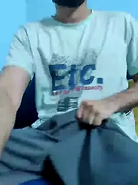 nik_sharp – webcam model profile photo Image 7