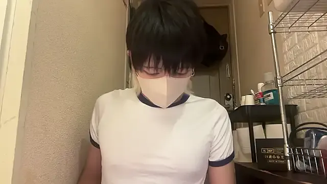 pikashuu7u7 – webcam model profile photo Image 2