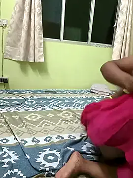 trainwithme – webcam model profile photo Image 11