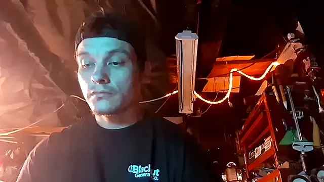 WitchAnnie – webcam model profile photo Image 14