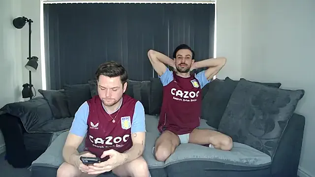 petites_perles – webcam model profile photo Image 9