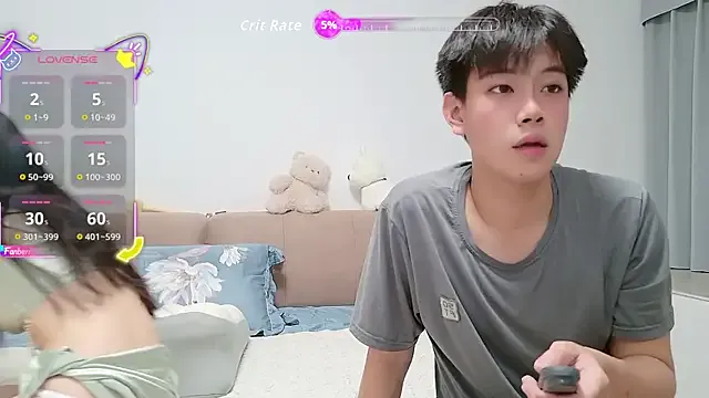 bisexualmilf – webcam model profile photo Image 4