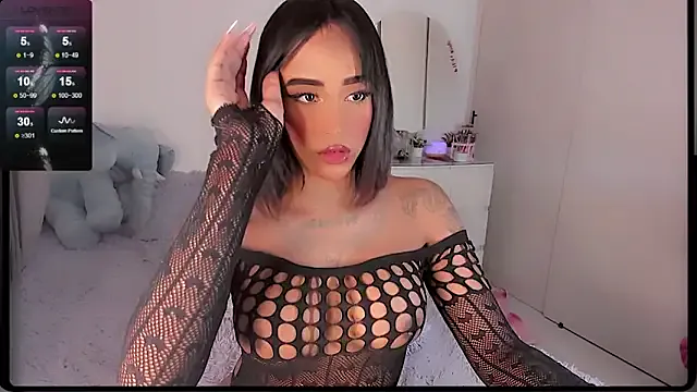 skinny_candy18 – webcam model profile photo Image 11