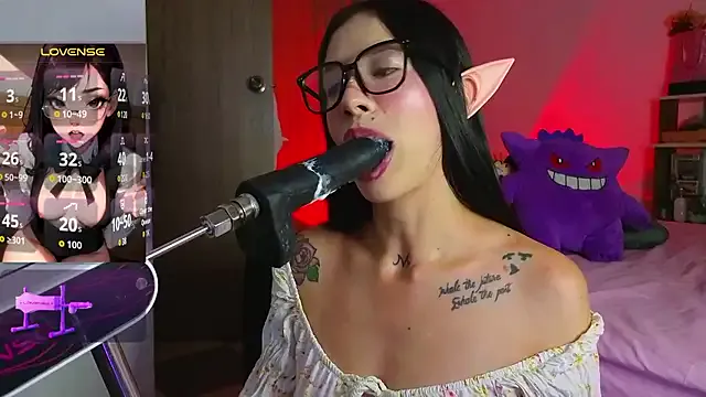 RoxyScarlett chat room preview Image 19