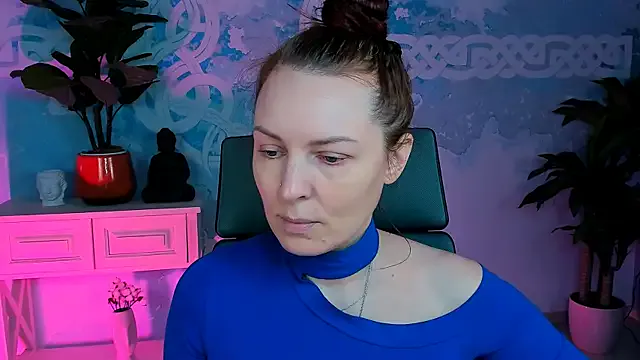 leeannepizzini – webcam model profile photo Image 19