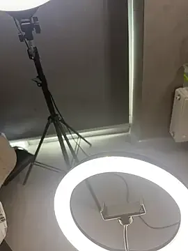 tajuanaruffner – webcam model profile photo Image 10