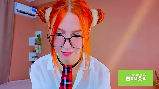 KumaChan – webcam model profile photo Image 9