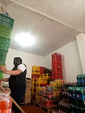 darilboom – webcam model profile photo Image 10