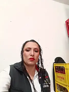 darilboom – webcam model profile photo Image 14