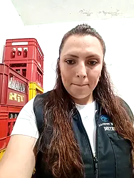 darilboom – webcam model profile photo Image 8