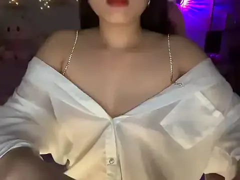 Vicky-Lovely Image 3