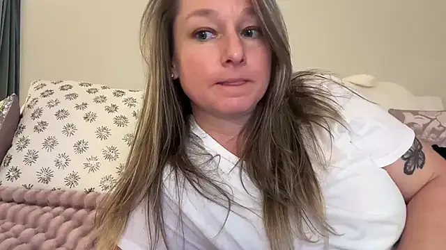 Playhardsexx – webcam model profile photo Image 19