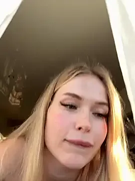 candy_flo – webcam model profile photo Image 19