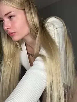 candy_flo – webcam model profile photo Image 6