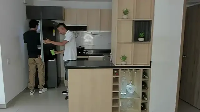 Voyeurism_guys Image 4