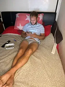 DomManlyGuy – webcam model profile photo Image 12