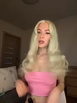 ChocoTime – webcam model profile photo Image 14