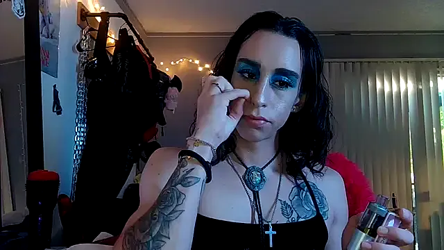 Zoejohns – webcam model profile photo Image 4