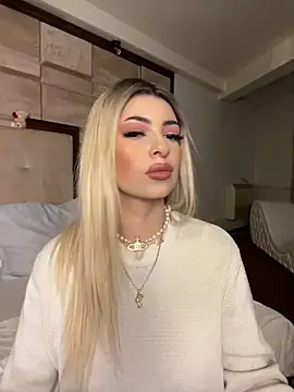YaraMoon_'s Thumb Image