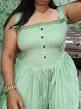 berry_alma – webcam model profile photo Image 19