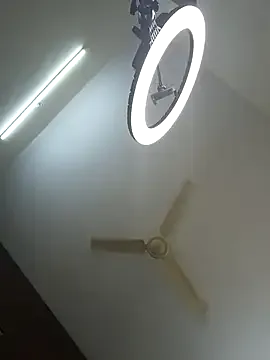 zui_lu chat room preview Image 14