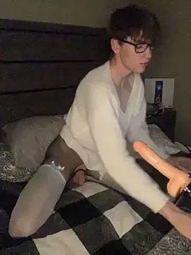 YourFavTwinkie – webcam model profile photo