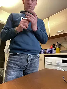 PabloArena – webcam model profile photo Image 4