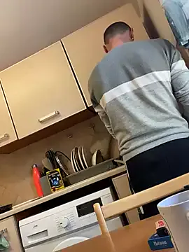 PabloArena – webcam model profile photo Image 8