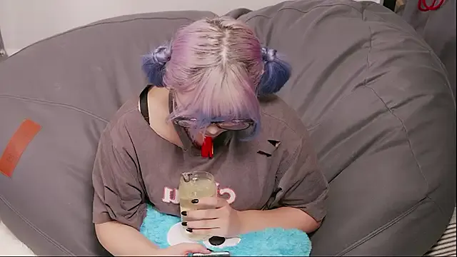 V-Hot-Sweti – webcam model profile photo Image 11