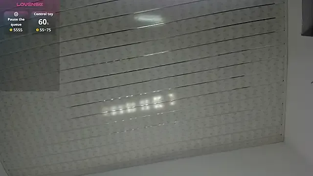 Cute-Simmi69 – webcam model profile photo Image 12