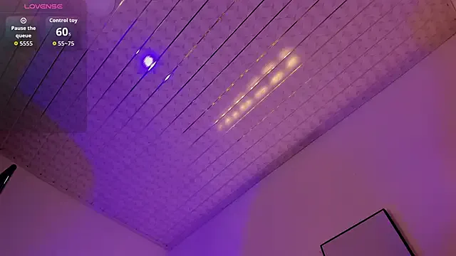 Cute-Simmi69 – webcam model profile photo Image 8