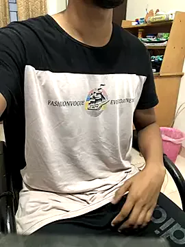 Kento26767 – webcam model profile photo Image 10