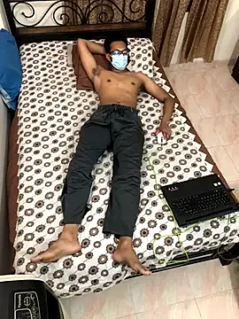 Kento26767 – webcam model profile photo Image 2