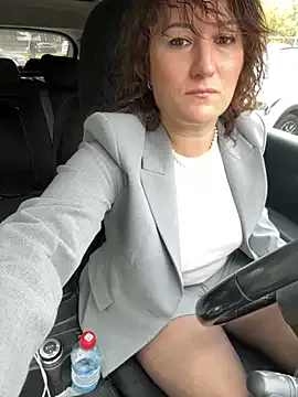 Gaia33 – webcam model profile photo Image 15