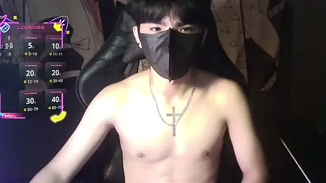 DomManlyGuy – webcam model profile photo Image 16