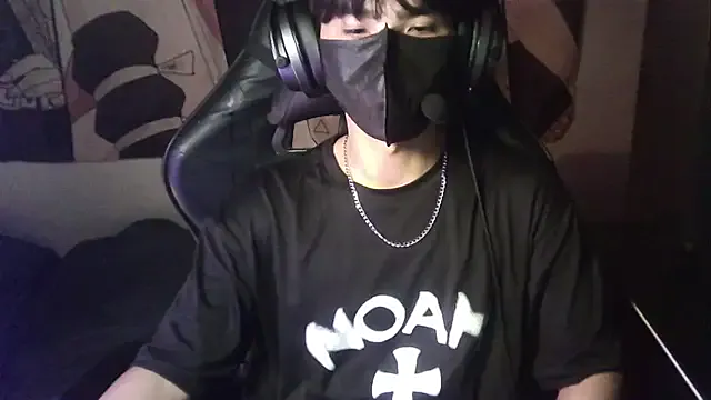 DomManlyGuy – webcam model profile photo Image 17
